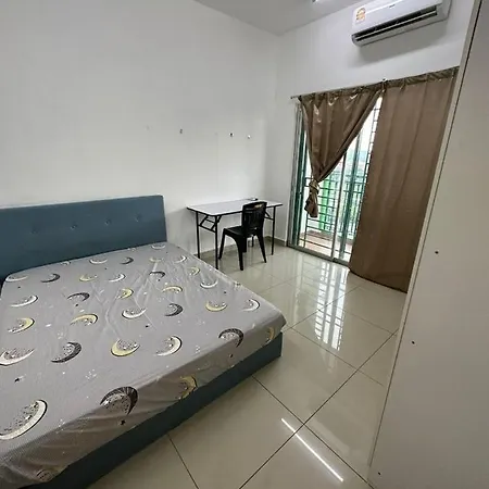 Oug Parklane Room Bilik-2